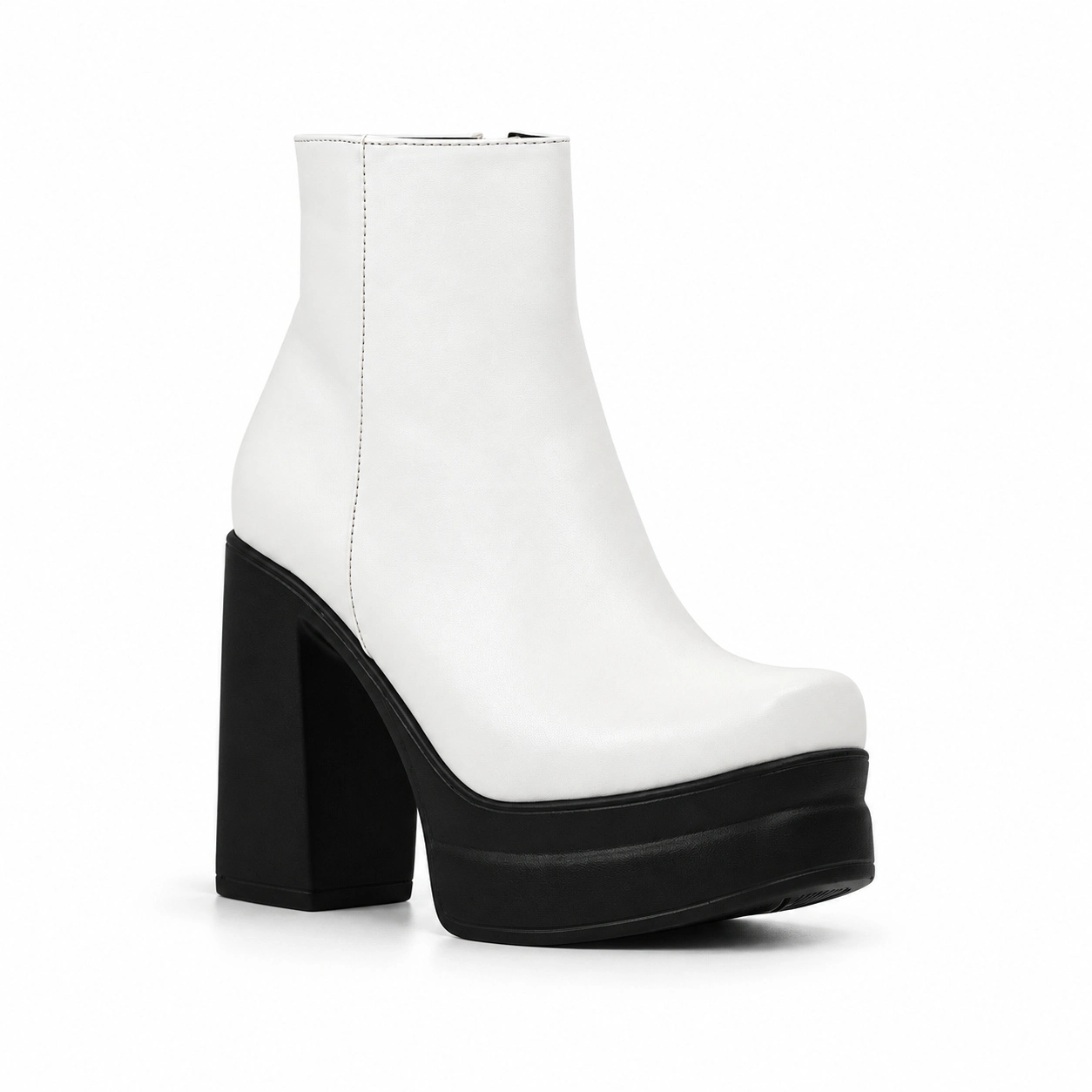 botin-blanco-plataforma-negra-tacon-alto-ancho-vista-tres-cuartos-fondo-blanco Botín Valentina con taco 12 cm